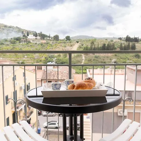 Cefalù, - Moderno Vicino Al Mare *